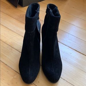 La Canadienne Blac Malory Ankle Boot